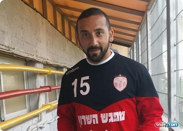 איציק אבושדיד חלוץ הרצליה (שלומי והבה)